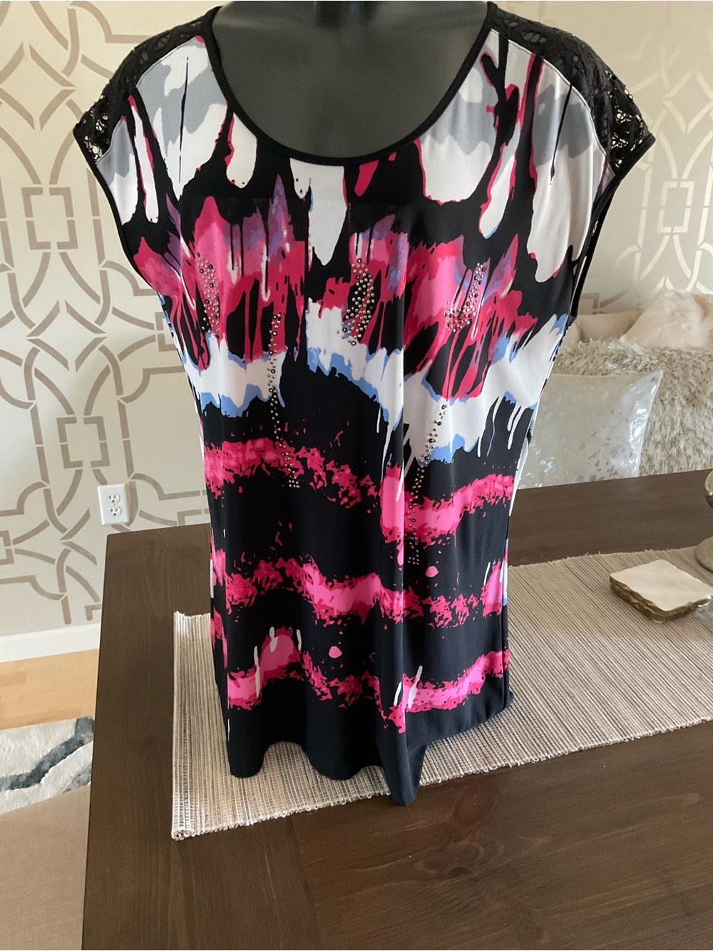 Picadilly Women’s Black and Pink Abstract Print Top